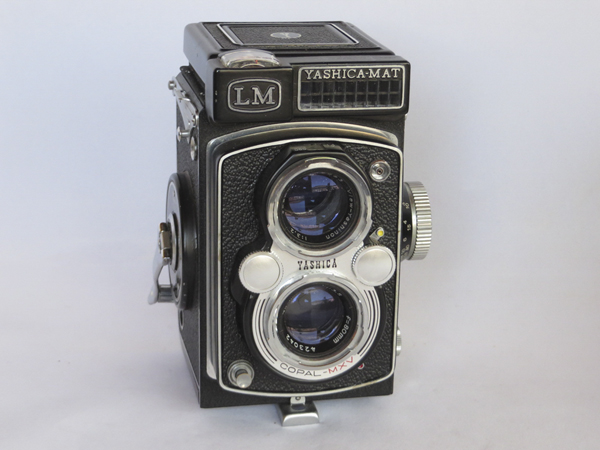 Yashica MAT LM